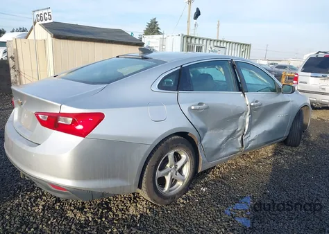 2018 Chevrolet Malibu 1Ls z USA, uszkodzony, nr VIN 1G1ZB5ST1JF235830
